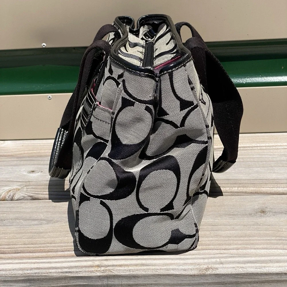 Coach Daisy Signature Tote F14878 Black Gray Jacquard Shoulder Bag